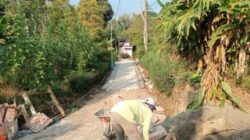 Tingkatkan Perekonomian Masyarakat, Pemdes Jaten Realisasikan DD 2025 Untuk Pembangunan Infrastruktur Pavingisasi Jalan